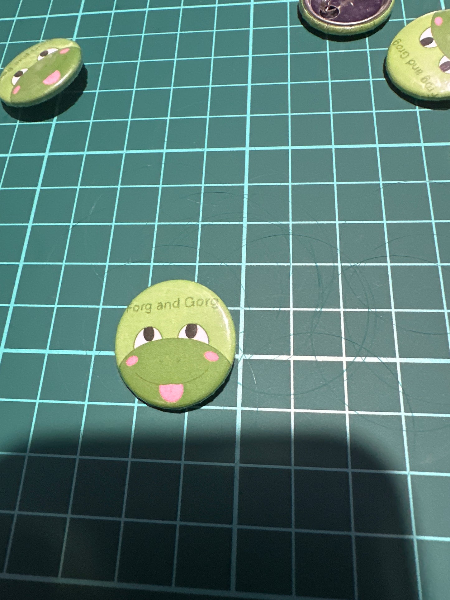 frog button!