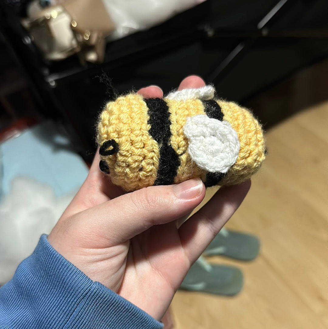 Bee plushie!