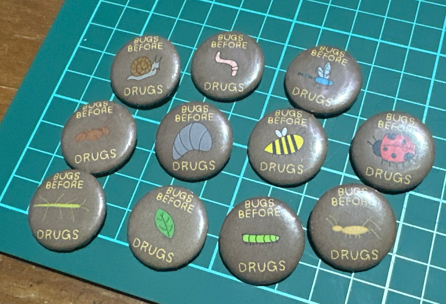 Bugs buttons